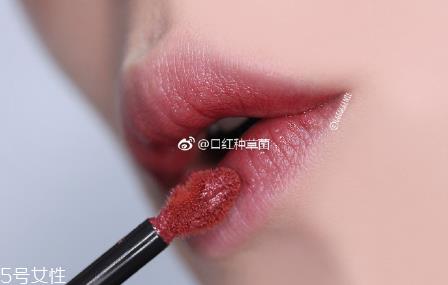 ysl圣罗兰银管唇釉好用吗?蜜糖一样水润柔滑 ysl圣罗兰银管唇釉好用吗?蜜糖一样水润柔滑