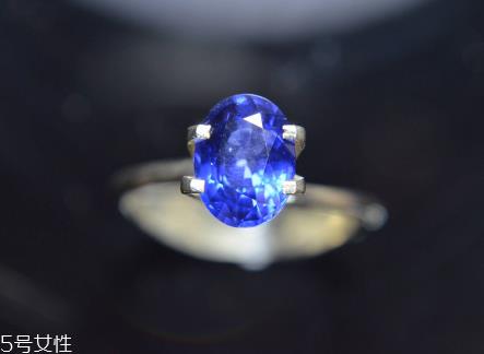 蓝宝石一般多少钱一克?忠诚与爱的象征 蓝宝石一般多少钱一克?忠诚与爱的象征