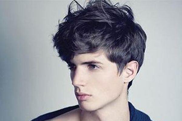 男生烫发种类有哪些 什么男生适合汤头发 男生烫发种类有哪些 什么男生适合汤头发