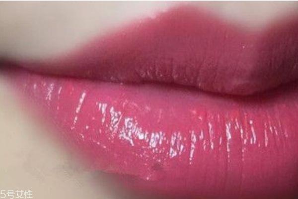 娇兰冰冰红是哪个色号 娇兰冰冰红试色 娇兰冰冰红是哪个色号 娇兰冰冰红试色