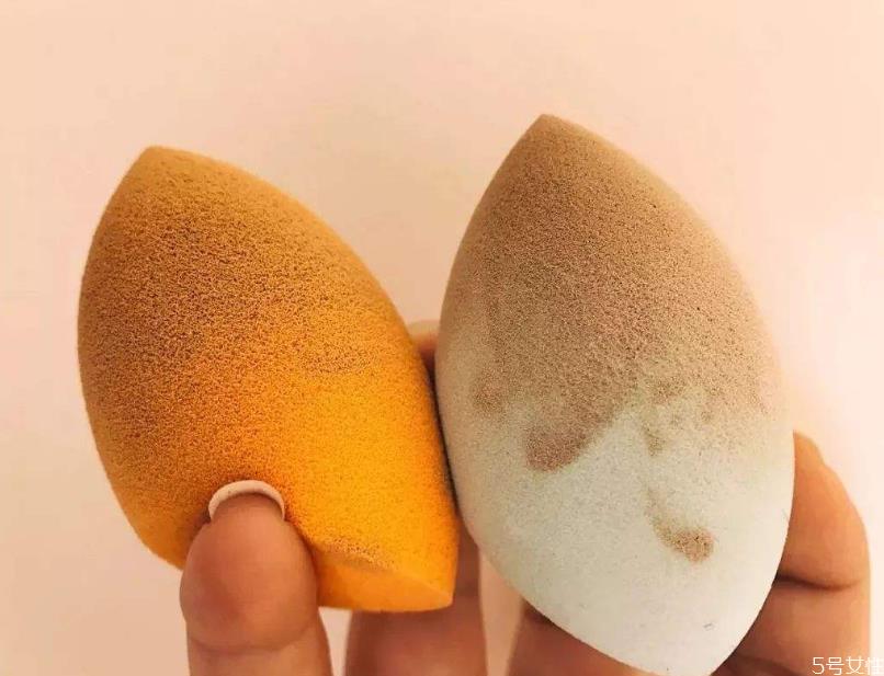 怎么挑选美妆蛋 美妆蛋气孔越大越好吗 怎么挑选美妆蛋 美妆蛋气孔越大越好吗