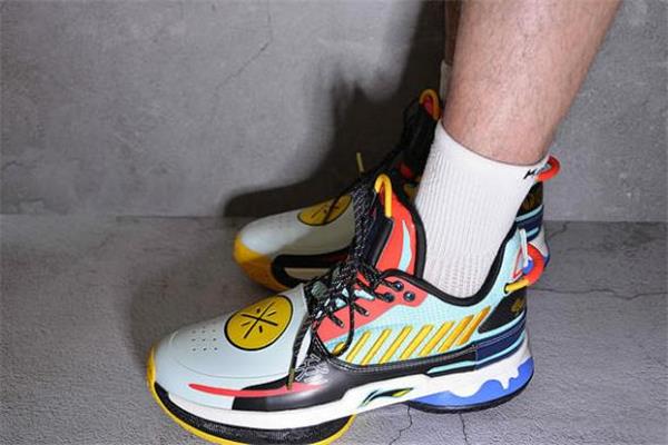 李宁wow7端午开箱测评 韦德之道7端午配色实物 李宁wow7端午开箱测评 韦德之道7端午配色实物