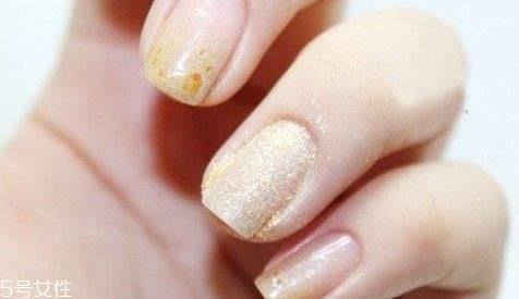 牙膏可以卸甲吗?牙膏卸甲的具体操作步骤 牙膏可以卸甲吗?牙膏卸甲的具体操作步骤