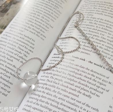 水晶项链一般多少钱 这个价位最合理 水晶项链一般多少钱 这个价位最合理