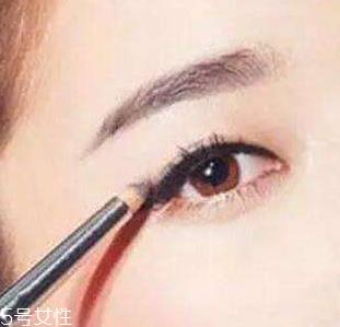 半永久美瞳线怎么洗脸 这么做能避免发炎 半永久美瞳线怎么洗脸 这么做能避免发炎