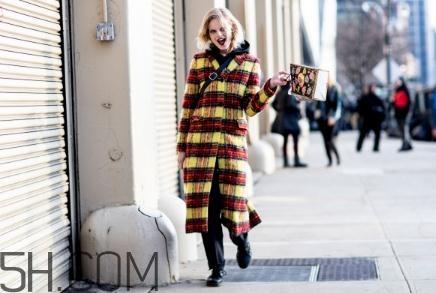 格子大衣里面怎么搭配?格子大衣搭配图 格子大衣里面怎么搭配?格子大衣搭配图