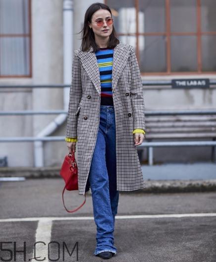 格子大衣里面怎么搭配?格子大衣搭配图 格子大衣里面怎么搭配?格子大衣搭配图