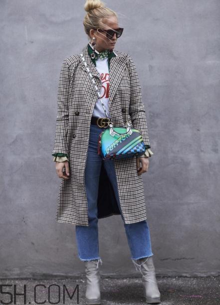 格子大衣里面怎么搭配?格子大衣搭配图 格子大衣里面怎么搭配?格子大衣搭配图