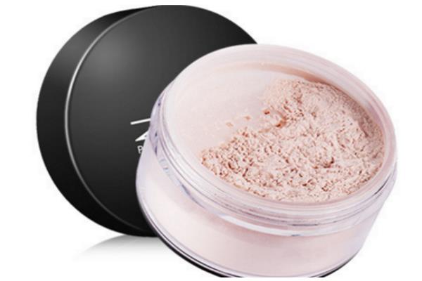 定妆粉要卸妆吗 卸妆清洁很重要 定妆粉要卸妆吗 卸妆清洁很重要