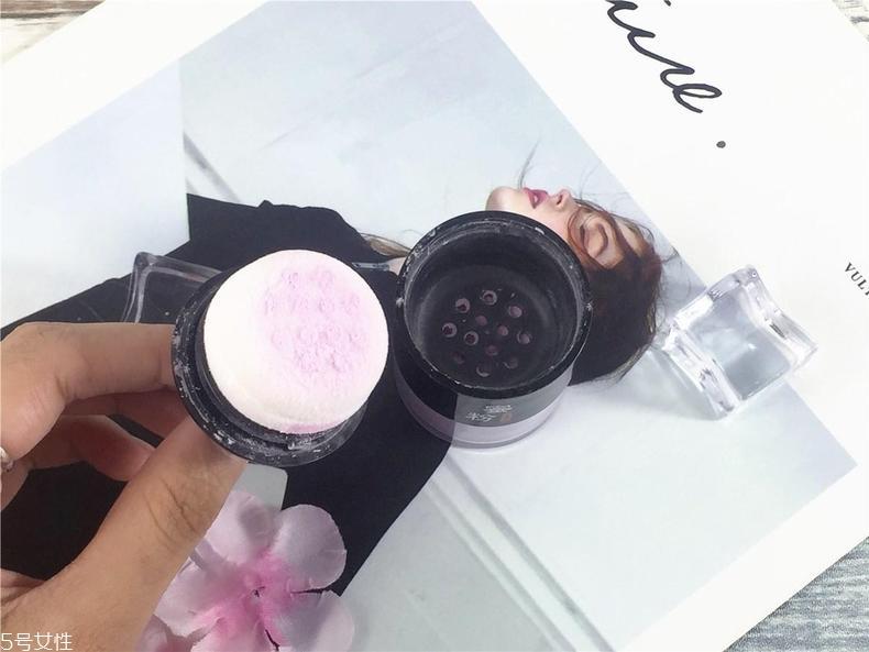 土家硒泥坊散粉好用吗 油皮妹子夏天标配 土家硒泥坊散粉好用吗 油皮妹子夏天标配