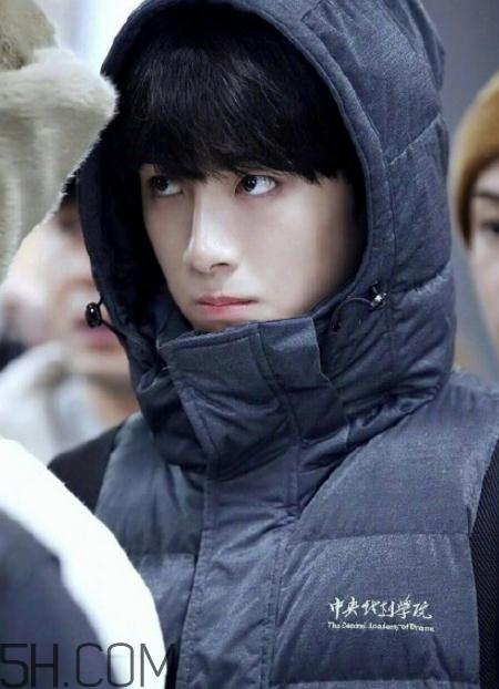 中戏羽绒服多少钱?中戏羽绒服怎么买? 中戏羽绒服多少钱?中戏羽绒服怎么买?