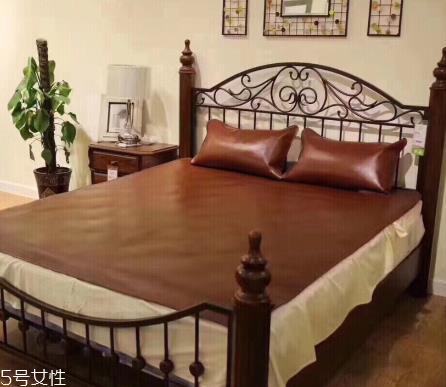 凉席可以直接睡吗 最好清洗一下 凉席可以直接睡吗 最好清洗一下