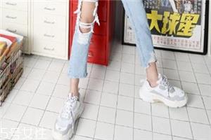 小白鞋刮花了怎么办?小白鞋刮伤处理方法 小白鞋刮花了怎么办?小白鞋刮伤处理方法