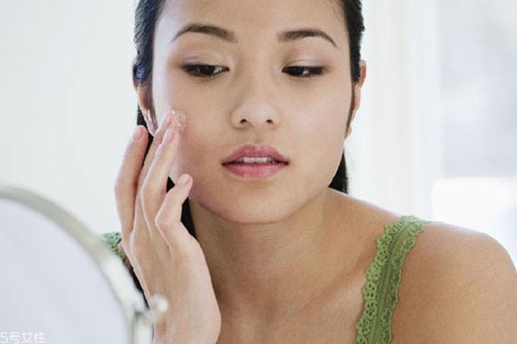 敏感肌可以用神经胜肽吗 这些成分战胜敏感肌 敏感肌可以用神经胜肽吗 这些成分战胜敏感肌