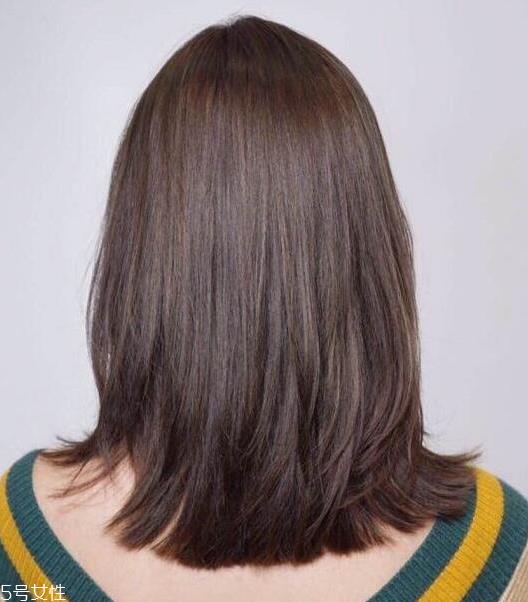 黑茶色好看吗 黑茶色与黑色头发对比 黑茶色好看吗 黑茶色与黑色头发对比