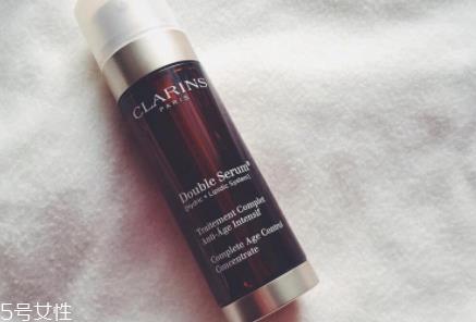 娇韵诗双管精华好用吗?年轻肌肤的日常抗氧化产品 娇韵诗双管精华好用吗?年轻肌肤的日常抗氧化产品