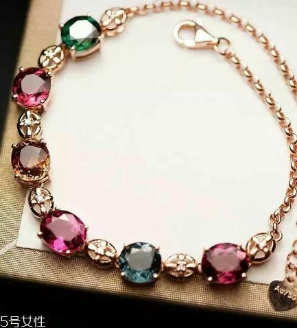 碧玺手链什么颜色最好?碧玺手链这些颜色最有价值 碧玺手链什么颜色最好?碧玺手链这些颜色最有价值