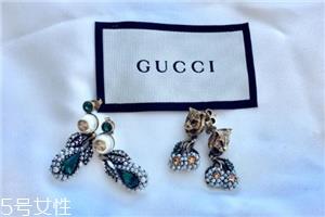 耳环对耳朵有伤害吗?耳环对耳朵有影响吗 耳环对耳朵有伤害吗?耳环对耳朵有影响吗