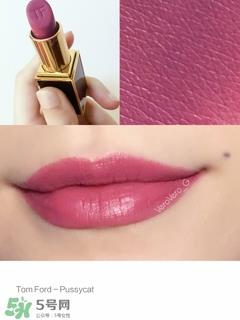 烟熏玫瑰色是什么颜色?烟熏玫瑰色唇膏口红试色 烟熏玫瑰色是什么颜色?烟熏玫瑰色唇膏口红试色