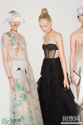 烟熏玫瑰色是什么颜色?烟熏玫瑰色唇膏口红试色 烟熏玫瑰色是什么颜色?烟熏玫瑰色唇膏口红试色