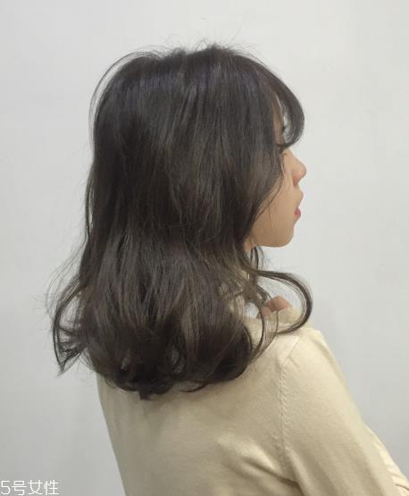 黑茶色适合长发吗 黑茶色适合男生吗 黑茶色适合长发吗 黑茶色适合男生吗