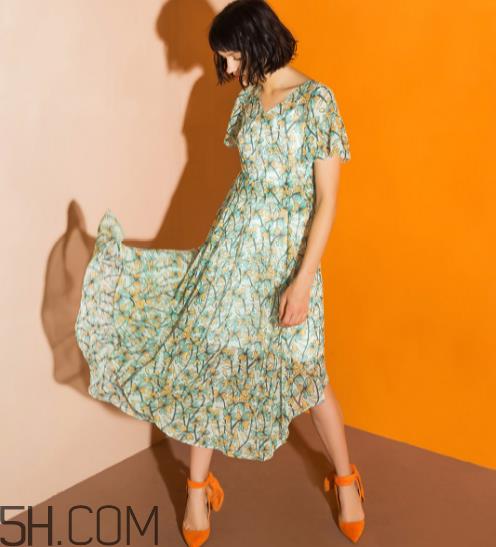 歌莉娅衣服贵吗?歌莉娅衣服质量怎么样? 歌莉娅衣服贵吗?歌莉娅衣服质量怎么样?