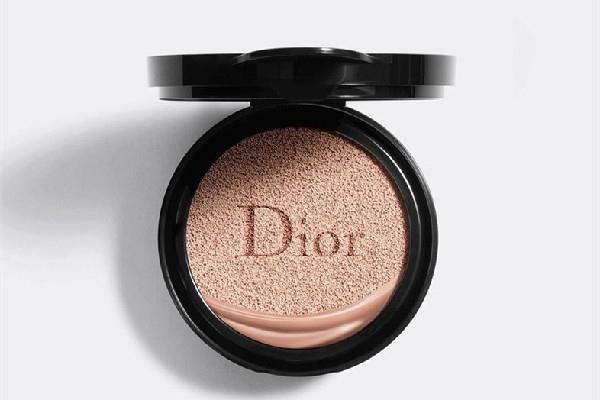 迪奥气垫哪款遮瑕效果好的 迪奥气垫有什么色号 迪奥气垫哪款遮瑕效果好的 迪奥气垫有什么色号