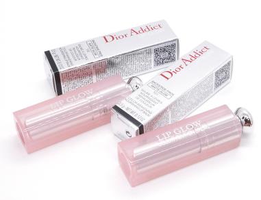 变色润唇膏需要卸妆吗 卸妆更放心 变色润唇膏需要卸妆吗 卸妆更放心