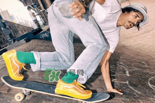 opening ceremony与vans联名帆布鞋多少钱_哪几款颜色? opening ceremony与vans联名帆布鞋多少钱_哪几款颜色?