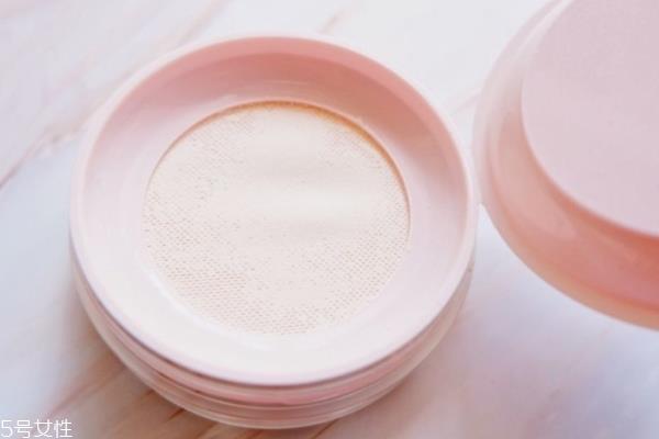 控油散粉哪个好 这款油皮都要买