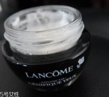 兰蔻小黑瓶发光眼霜一定要和大眼精华搭配吗