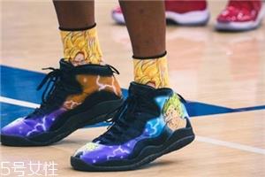 ovo与air jordan 10联名龙珠定制配色会发售吗_上脚效果 ovo与air jordan 10联名龙珠定制配色会发售吗_上脚效果