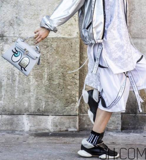 play nomore是什么牌子?play nomore包包多少钱? play nomore是什么牌子?play nomore包包多少钱?