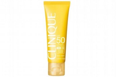 ​防晒霜怎么补涂 如何正确补涂防晒