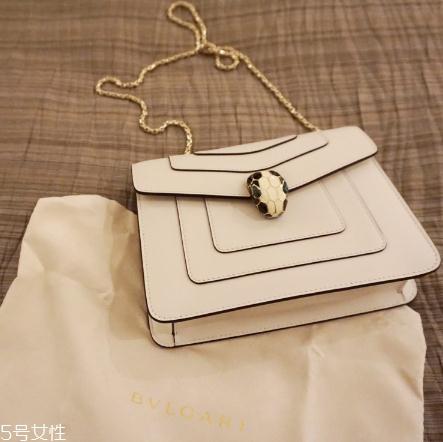 宝格丽包包多少钱？有着致命吸引力的意大利包包