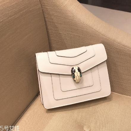 宝格丽包包多少钱？有着致命吸引力的意大利包包