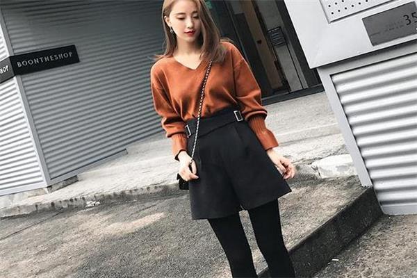 打底裤什么颜色百搭 深色更好搭配