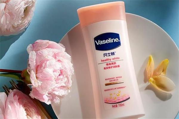 凡士林身体乳会长毛吗 用了凡士林身体乳长毛怎么办 凡士林身体乳会长毛吗 用了凡士林身体乳长毛怎么办