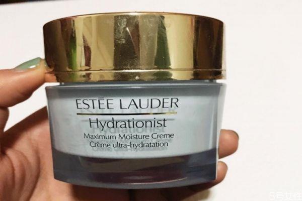 保湿霜和保湿乳顺序 保湿霜使用步骤 保湿霜和保湿乳顺序 保湿霜使用步骤