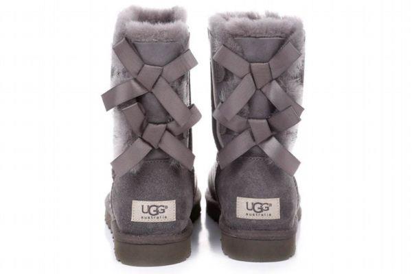 雪地靴怎么选尺码 购买雪地靴的注意事项 雪地靴怎么选尺码 购买雪地靴的注意事项