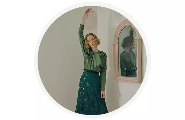 章泽天被曝离婚:不图你钱的女人,才是傻子!