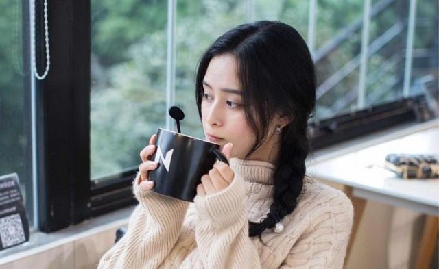 男人喜欢你却不主动联系你,实际是这些原因,很多女人都理解错了