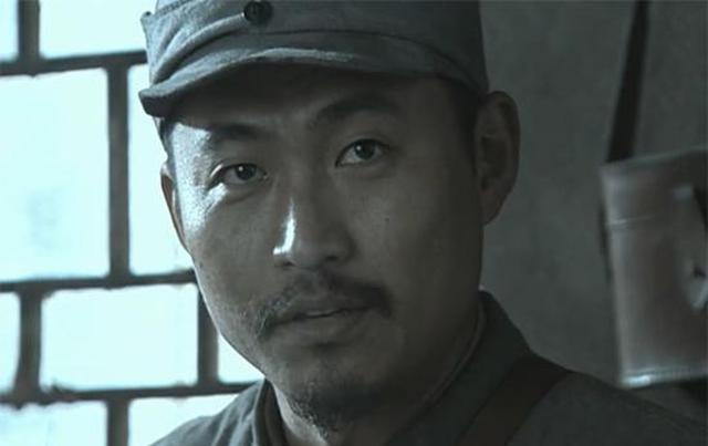 《亮剑》山崎真的只是一个大队长吗？其实他大有来头，身份尊贵！