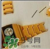 dw手表怎么调表带？dw手表表带太长了怎么办？