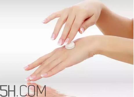 什么时候涂护手霜好?晚上怎么用护手霜好? 什么时候涂护手霜好?晚上怎么用护手霜好?