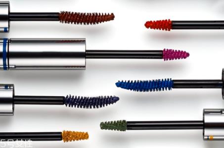 睫毛膏刷毛怎么选 挑对了避免苍蝇腿 睫毛膏刷毛怎么选 挑对了避免苍蝇腿