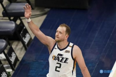 ​美记：灰熊对签下英格尔斯感兴趣 希望利用他的经验引导年轻球队