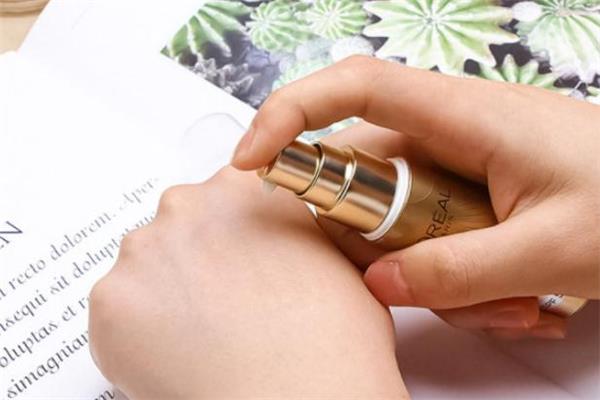 欧莱雅小金管防晒怎么样 欧莱雅小金管防晒孕妇能用吗 欧莱雅小金管防晒怎么样 欧莱雅小金管防晒孕妇能用吗