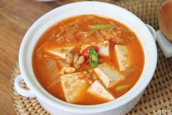 韩国大酱汤正宗做法 韩国大酱汤应该怎么做