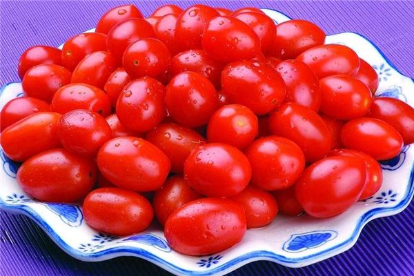 圣女果放冰箱可以保存多久 看冷藏还是冷冻